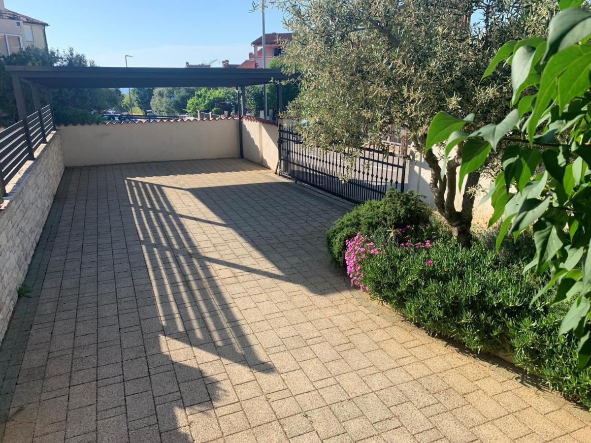 Ulika - 3 For 4 Persons Apartment Pula